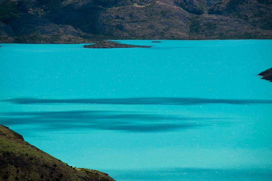 Lake-Pehoe-Chile11.jpg